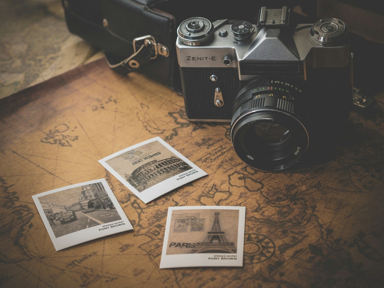 How Photography Enhances Written Narratives